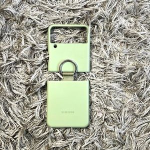 Samsung Galaxy Z Flip 3 Silicone Green Case